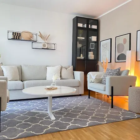 101qm Luxus Messe 5min Zu Fuss! Appartement *